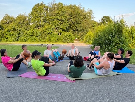 Functional Circuit: Das beliebte Outdoor-Fitnesstraining in Vaterstetten geht in die nächste Runde